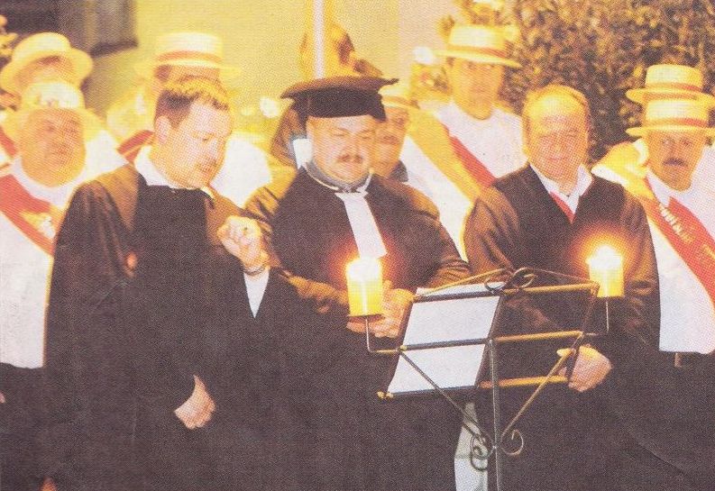 Read more about the article 250. Kirchweih Jubiläum mit Kerbburschen und Konzerten (30.11.2004)